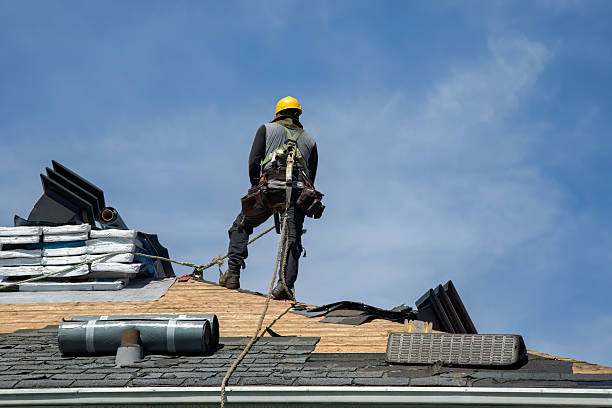 Professional Gutter Installation technician working in Northridge, OH